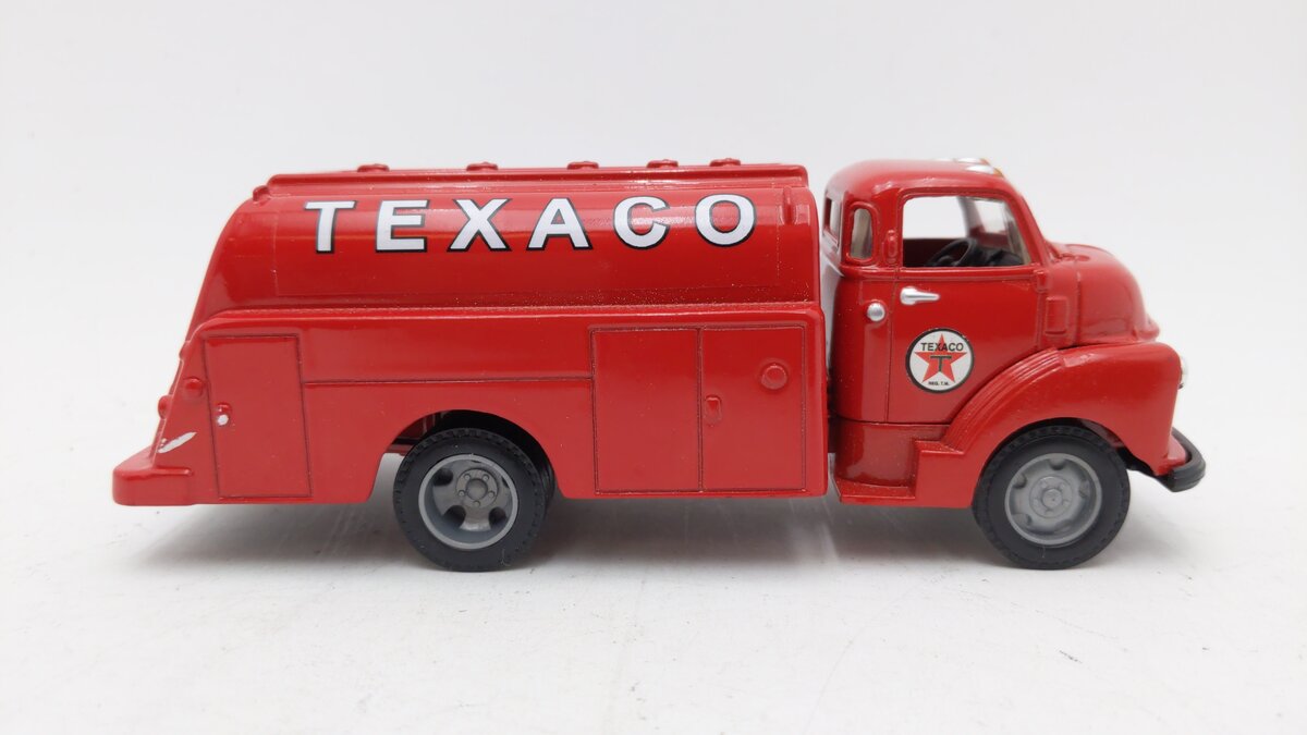 Ertl 0027GX 1:43 Texaco 1950 Chevy Cab EX