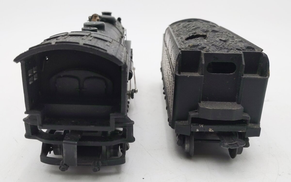 Lionel 224 Lionel 224 2-6-2 Die-Cast Steam Locomotive w/2466W Tender EX