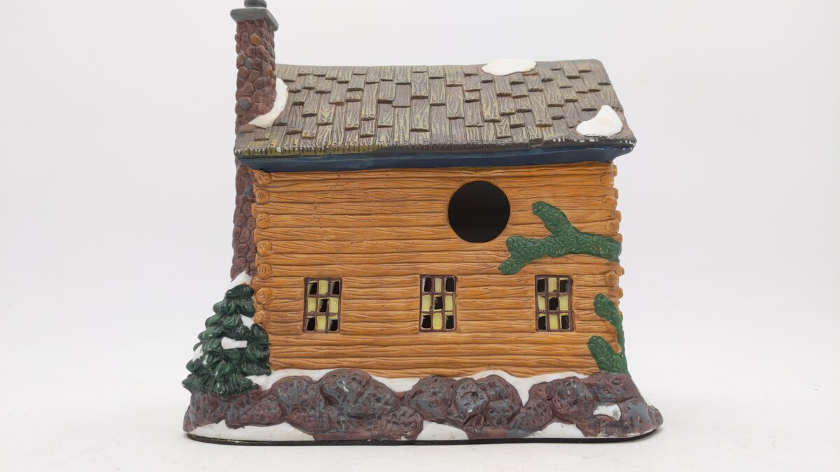 Santa’s Workbench Collection 564-3846 Fisherman’s Bluff Cabins EX