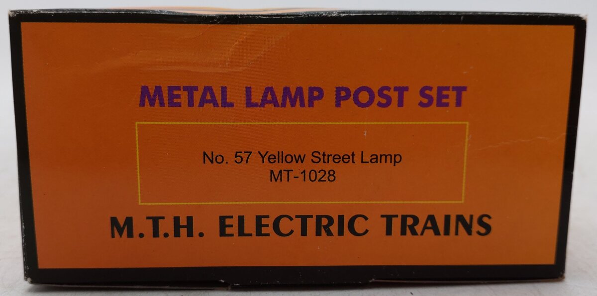 MTH 20-1028 O Gauge Yellow Street Lamp Accessory (Pair of 2) LN/Box