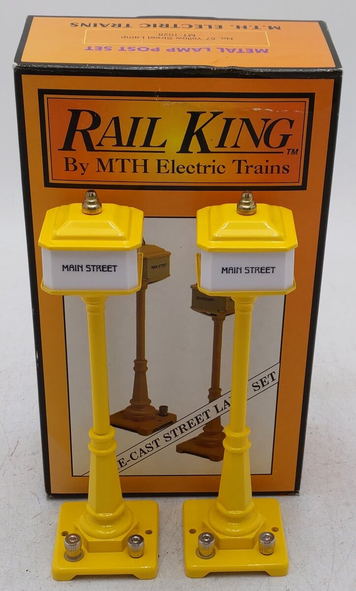 MTH 20-1028 O Gauge Yellow Street Lamp Accessory (Pair of 2) LN/Box