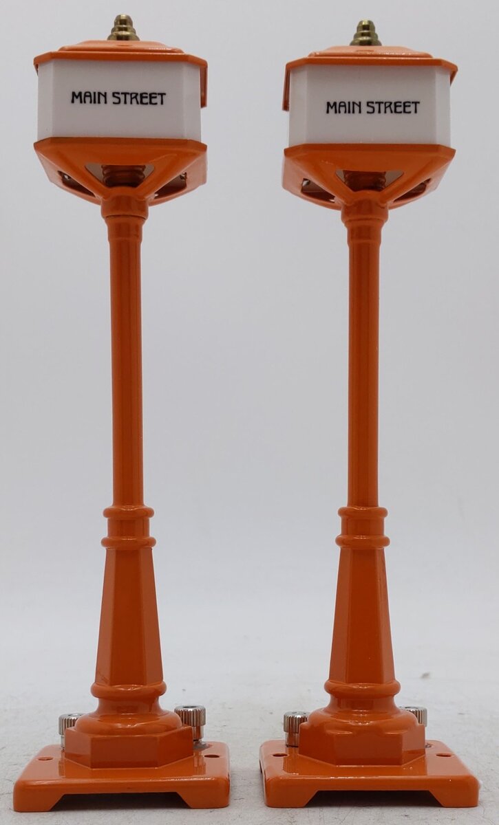 MTH 20-1029 #57 Orange Street Lamps (Set of 2) LN/Box