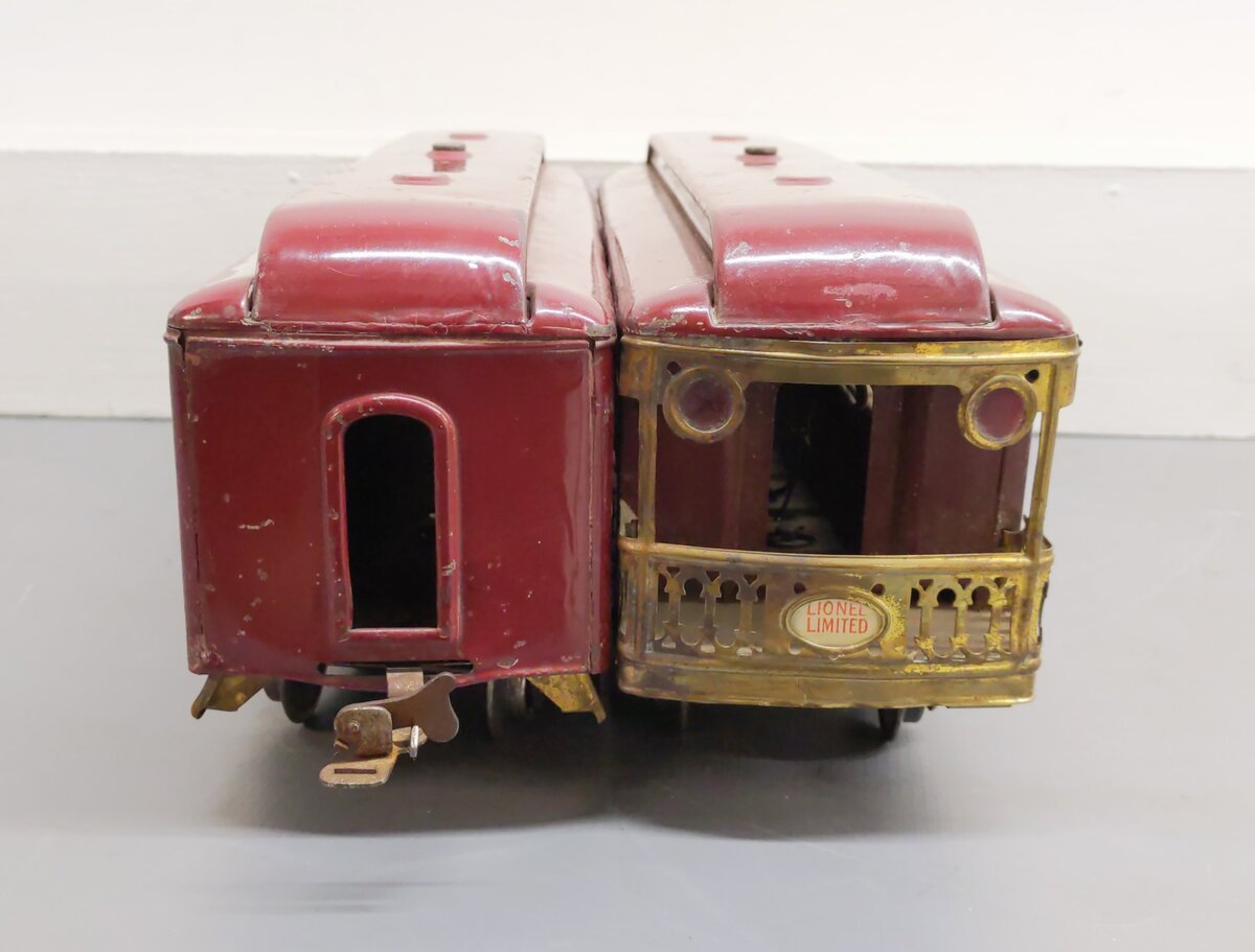 Lionel Standard Vintage Tinplate Passenger Cars: 319, 322 [2]