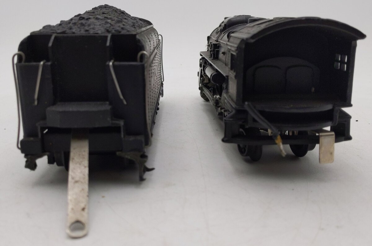 Lionel 6-8304 4-4-2 C&O Die-Cast Steam Locomotive & Tender #8304 EX