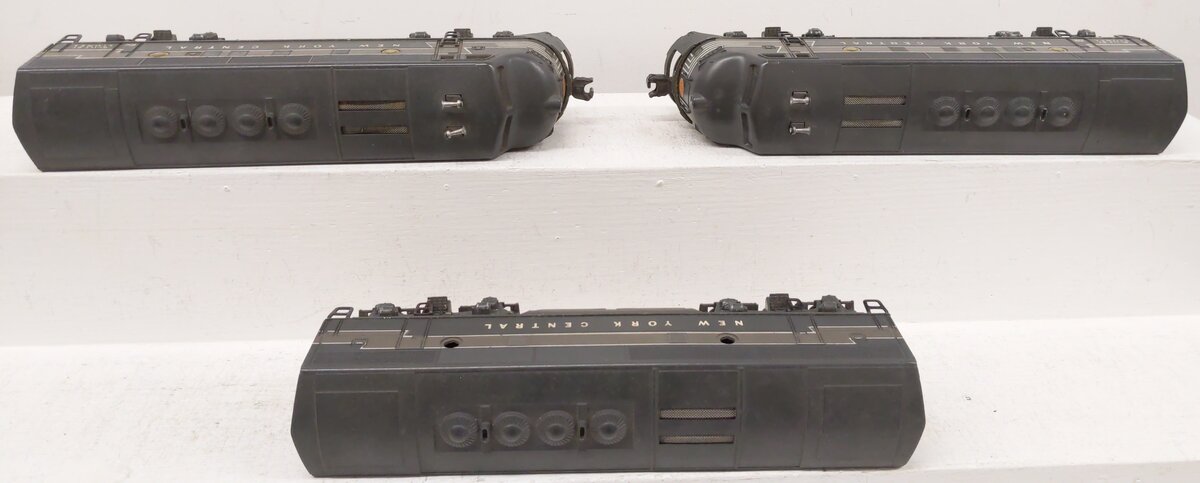 Lionel 2344 Vintage O New York Central F-3 AA Diesel Locomotive Set EX