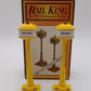 MTH 20-1028 #57 O Scale Yellow Metal Lamp Post Set (Set of 2) NIB