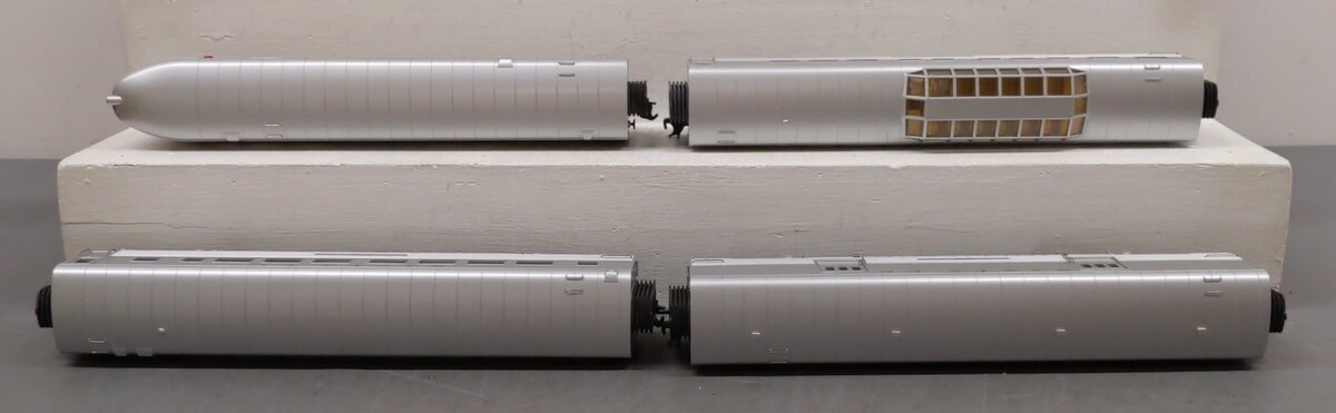 MTH 30-2762A O Santa Fe Streamlined Passenger Car Set (Set of 4) LN/Box