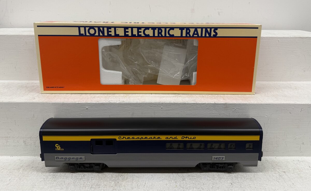 Lionel 6-19145 O Gauge Chesapeake & Ohio Aluminum Combine Car #1403 EX/Box