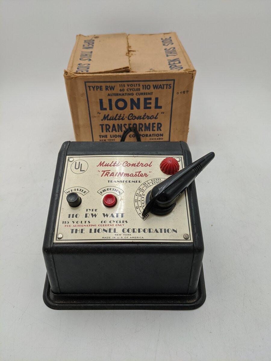 Lionel RW Vintage O 110 Watt Transformer w/Whistle VG/Box