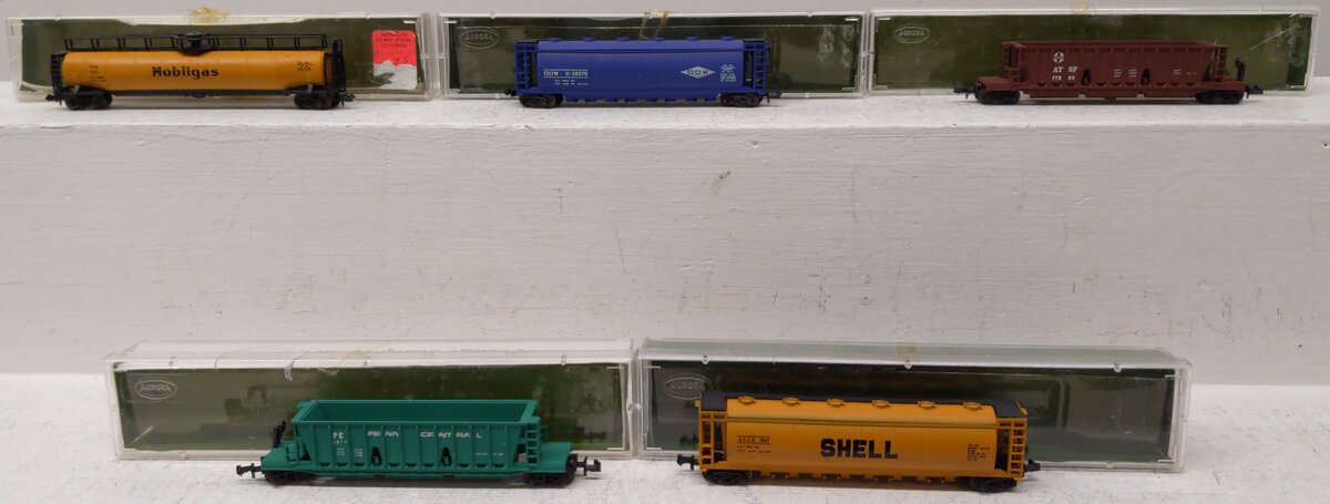 Aurora N Scale Assorted Freight Cars #1245,X-38370,8517,77902,1360 [5] EX/Box