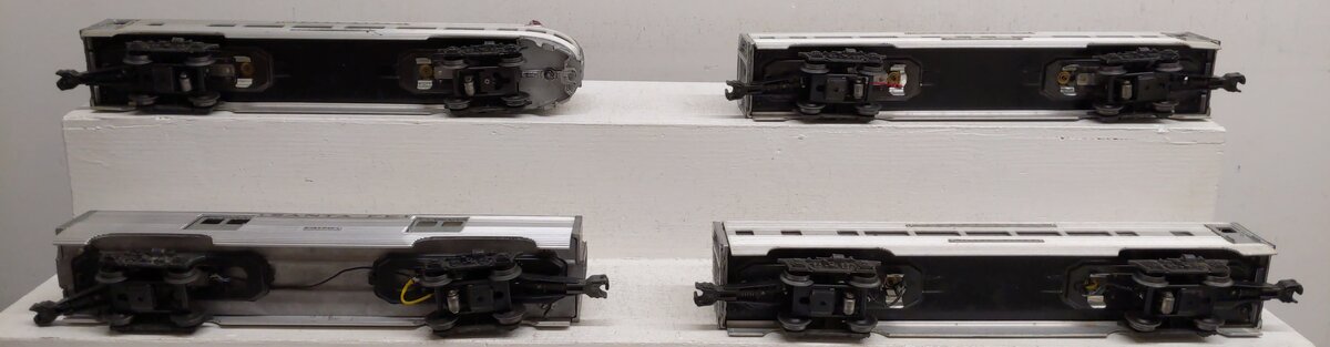Lionel & Others Vintage O Lionel Lines Aluminum Passenger Cars #2532 #4170  [4] EX