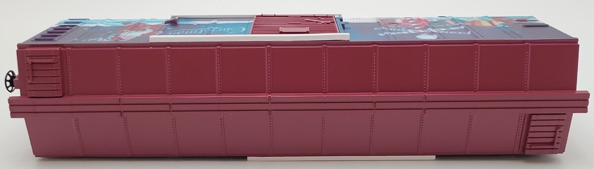 MTH 30-71019 O Christmas Boxcar with Glowing LEDs LN/Box