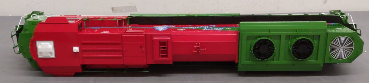 MTH 70-2166-1 G Gauge Christmas SD70ACe Diesel Engine #1206 with Proto-Sound 3 NIB