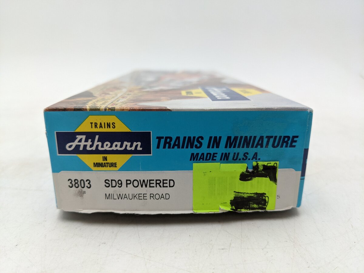 Athearn 3803 HO Scale Milwaukee Road SD9 Powered Diesel Engine EX/Box