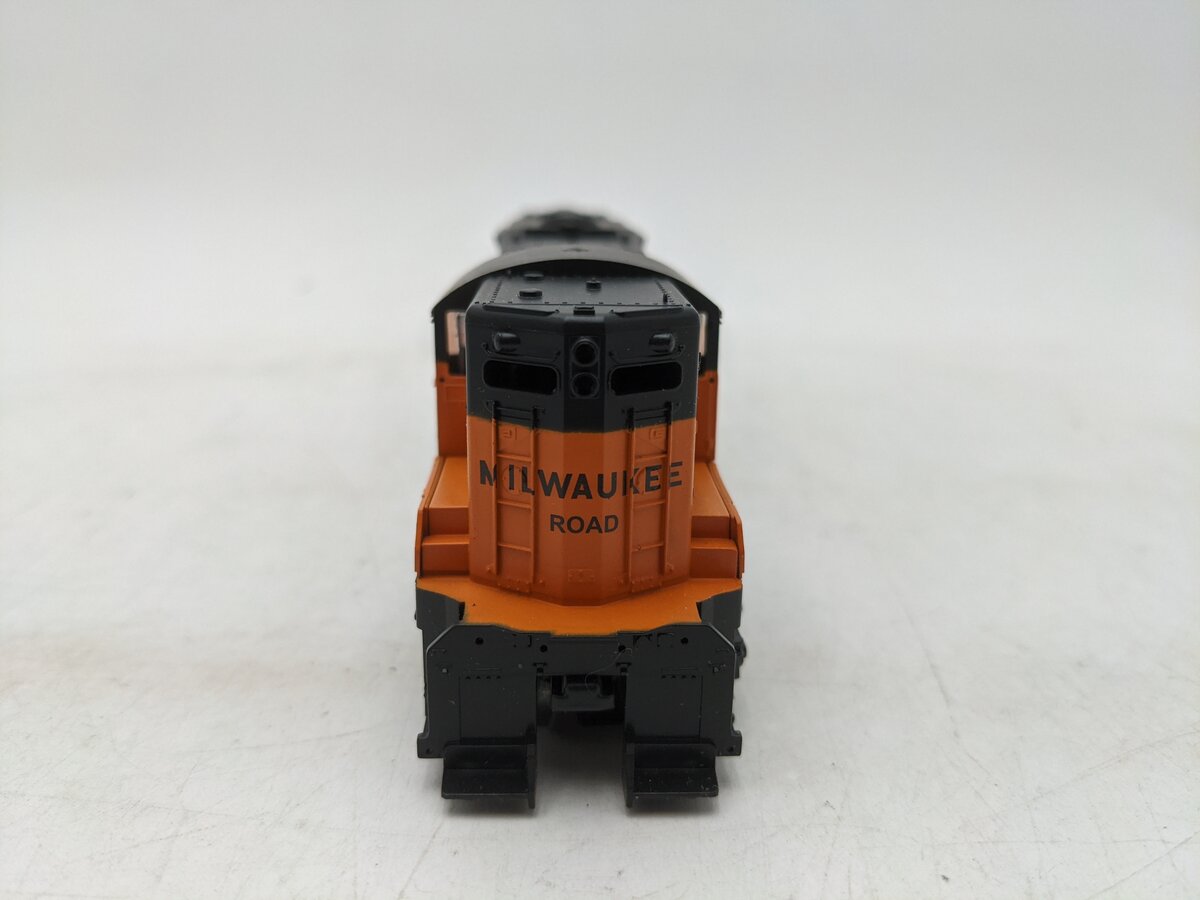 Athearn 3803 HO Scale Milwaukee Road SD9 Powered Diesel Engine EX/Box