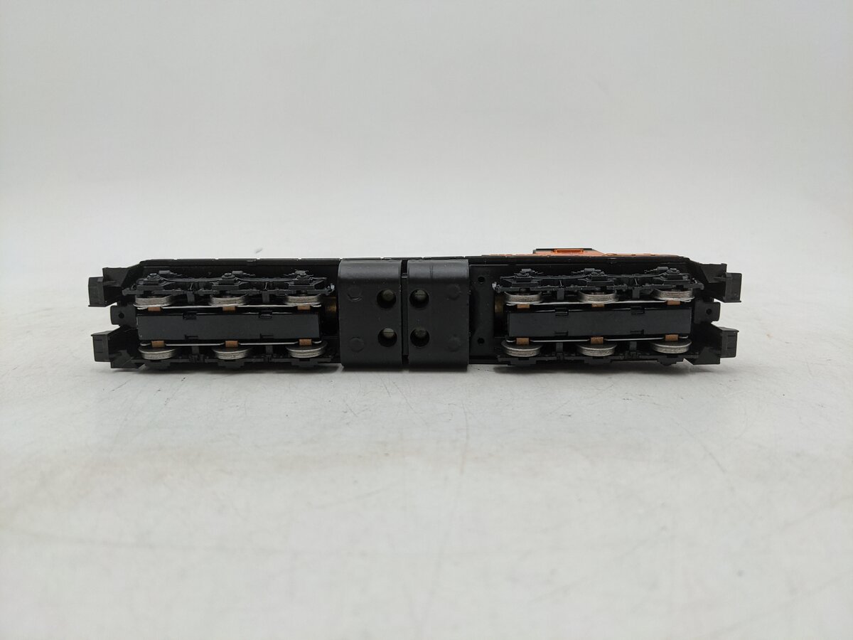 Athearn 3803 HO Scale Milwaukee Road SD9 Powered Diesel Engine EX/Box