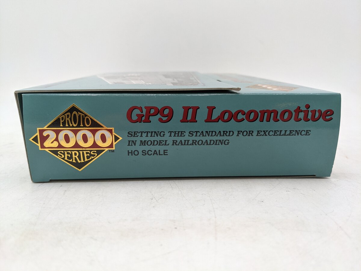 Proto 2000 23706 HO Scale Milwaukee Road EMD GP9 Diesel Locomotive #2387 EX/Box