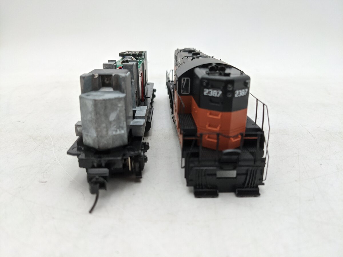 Proto 2000 23706 HO Scale Milwaukee Road EMD GP9 Diesel Locomotive #2387 EX/Box