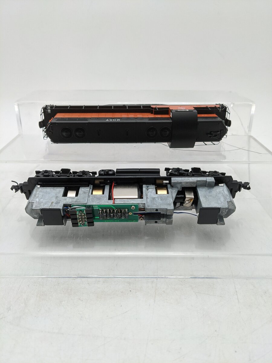 Proto 2000 23706 HO Scale Milwaukee Road EMD GP9 Diesel Locomotive #2387 EX/Box