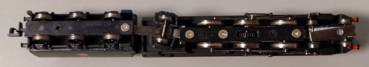 Graham Farish 372-300 N British Railway India Line 4-6-2 Steam Locomotive #35018 LN/Box