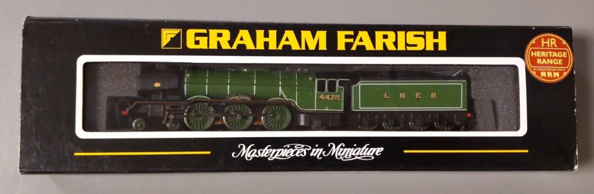 Graham Farish 372-379 N Scale LNER 4-6-2 A3 Flying Scotsman Steam Loco #4472 LN/Box