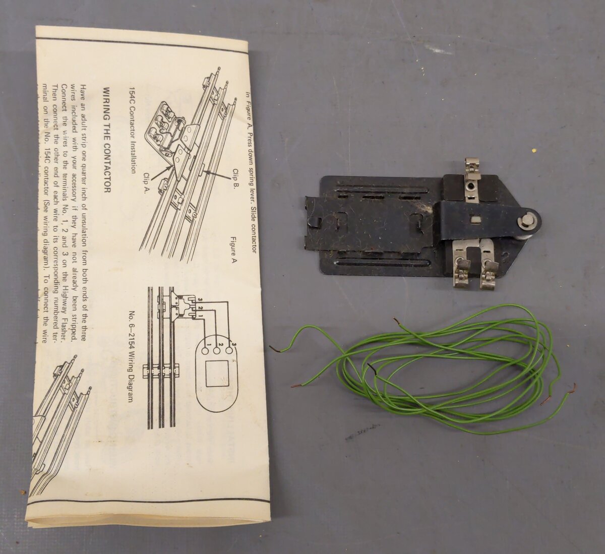 Lionel 6-2110 / 6-2162 O27 Gauge Assorted Accessories [2] VG/Box