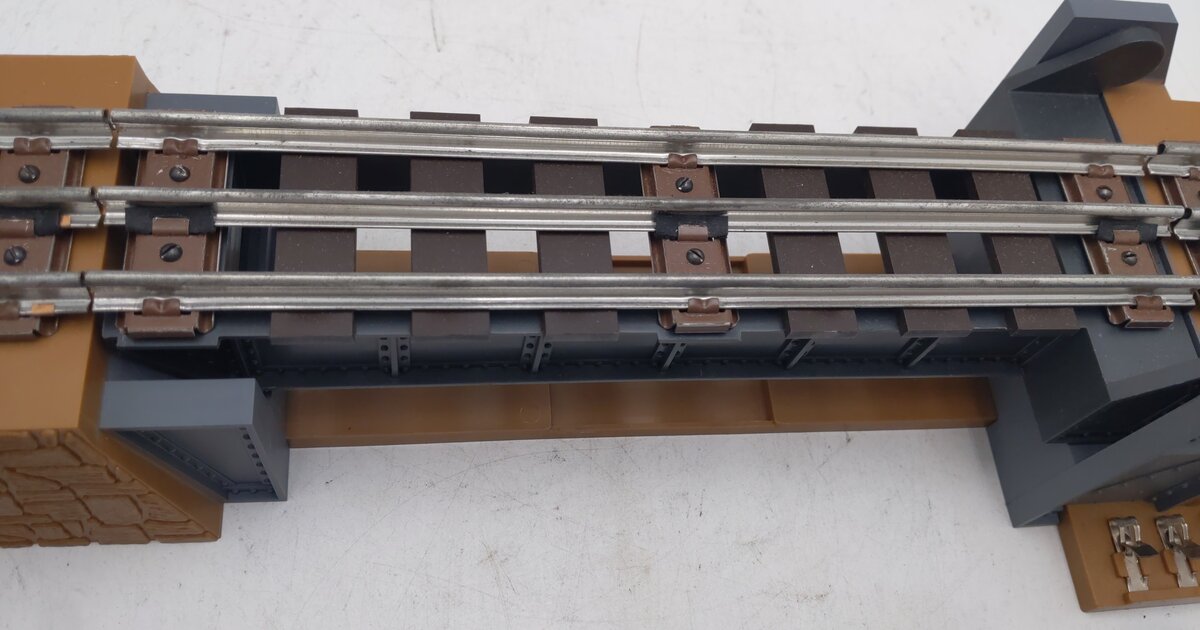 Lionel 6-2317 Operating Drawbridge VG/Box