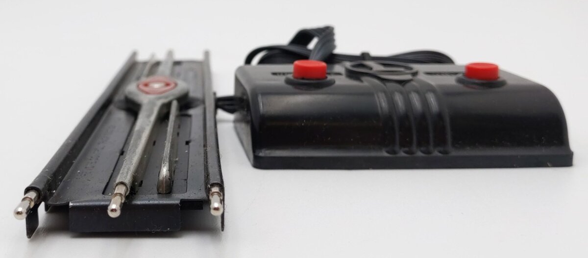 Lionel 6-12746 O27 Gauge Operating Uncoupling Remote Control Track EX/Box