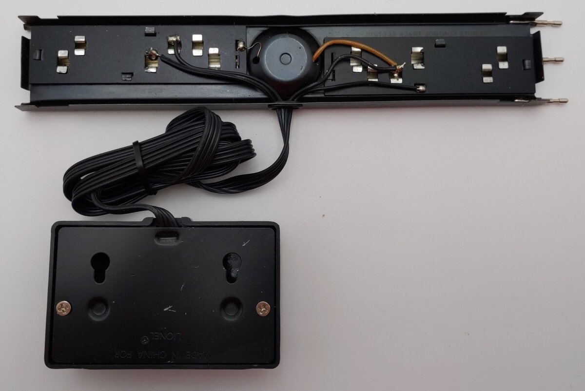 Lionel 6-12746 O27 Gauge Operating Uncoupling Remote Control Track EX/Box