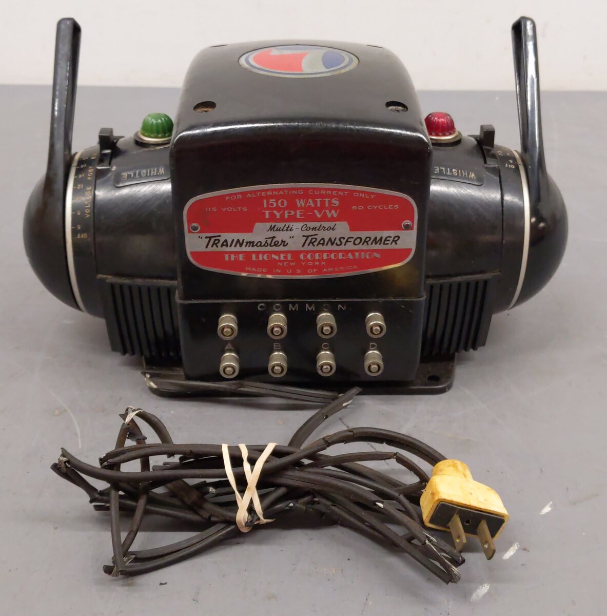 Lionel VW 150 Watt Vintage O 4 Train Transformer VG/Box
