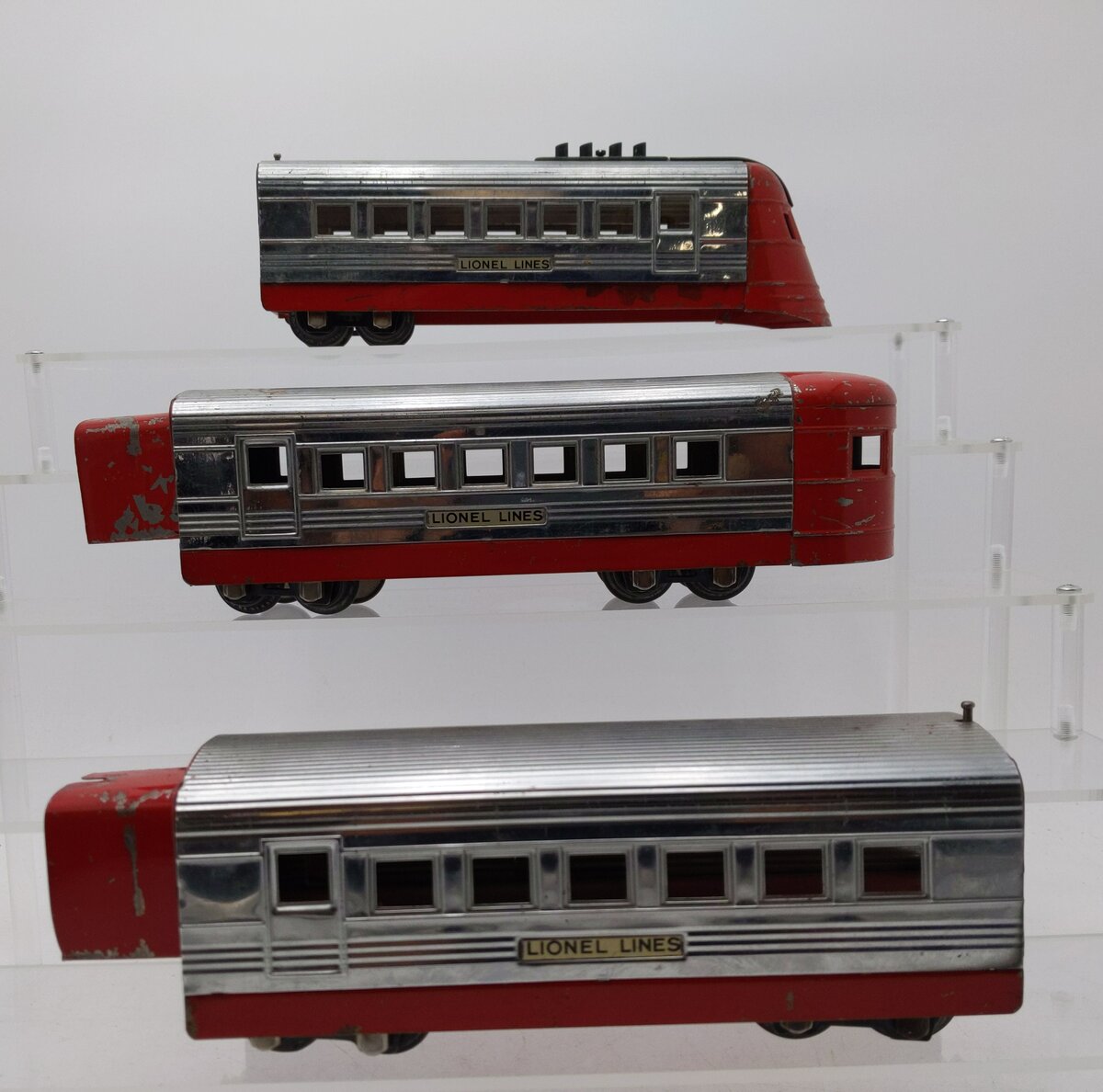 Lionel 1700E Vintage O Chrome Red Junior Streamline Set