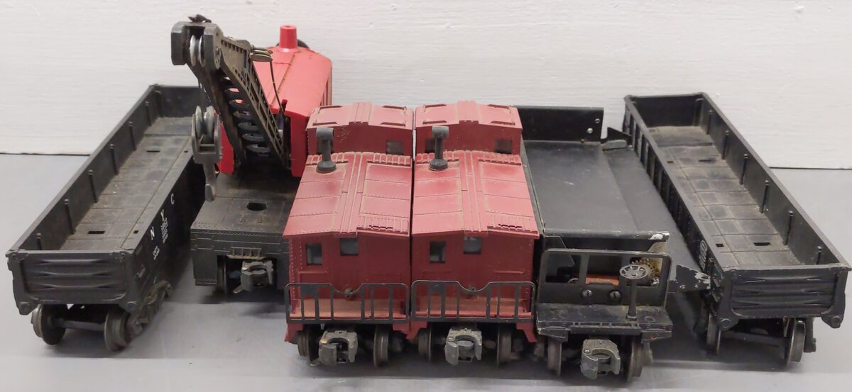 Lionel Vintage O Assorted Freight Cars: 6462, 6357, 3469, 6560 [6]/Box