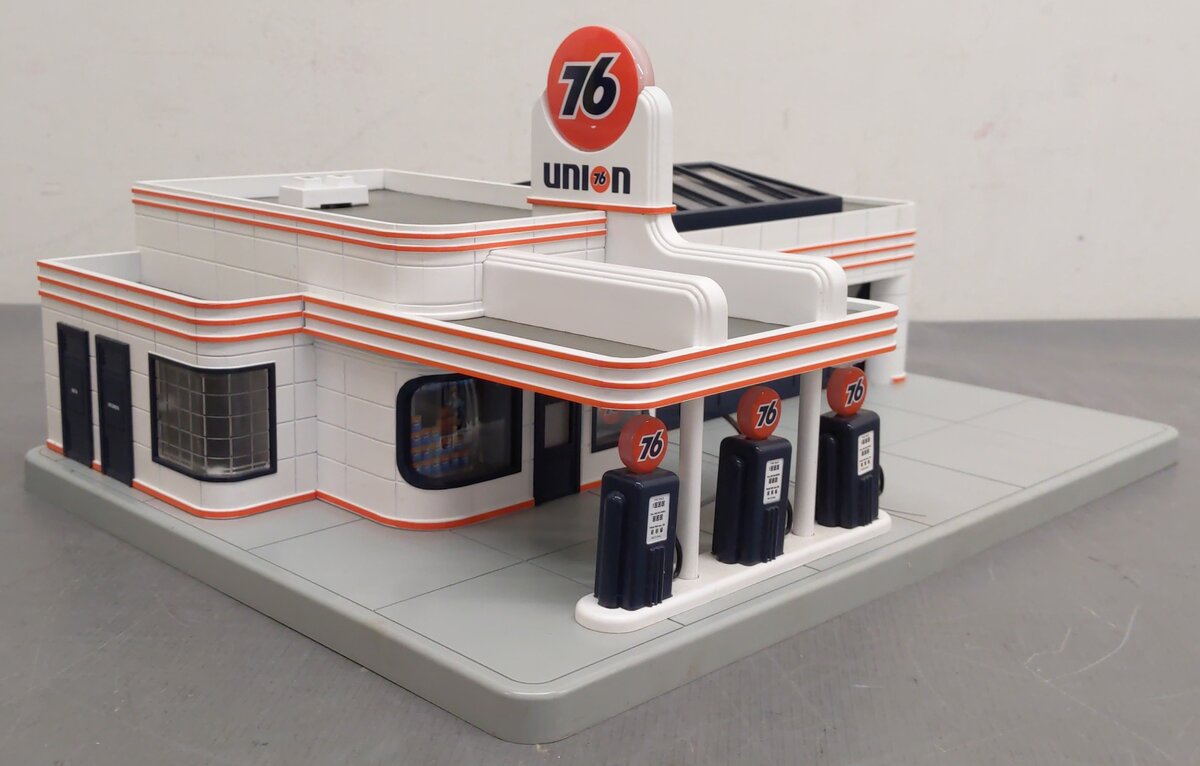 MTH 30-9109 O Gauge Union 76 Operating Gas Station EX/Box