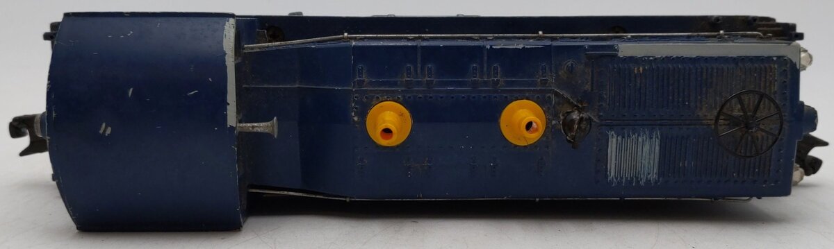 Lionel 624 Vintage O Chesapeake & Ohio NW-2 Powered Diesel Locomotive