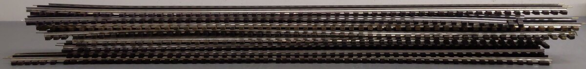 Assorted O Gauge Curve/Straight Track Sections [8]