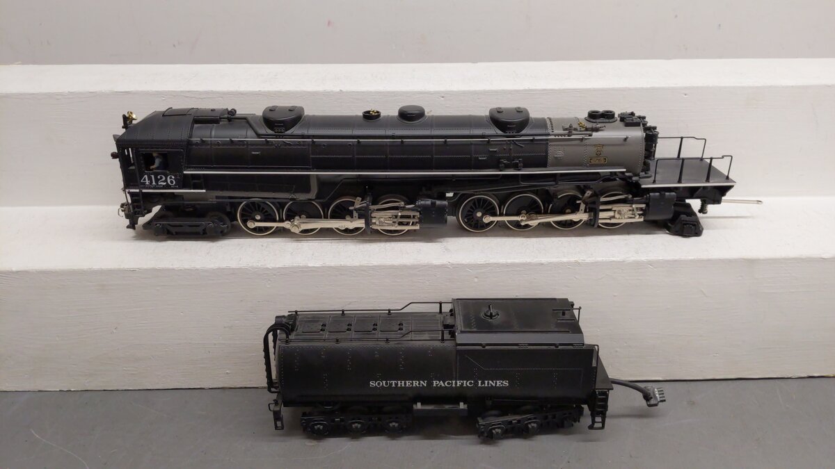 MTH 20-3125-1 O Southern Pacific AC-6 Cab-Forward Steam Engine & Tender w/PS1 EX/Box