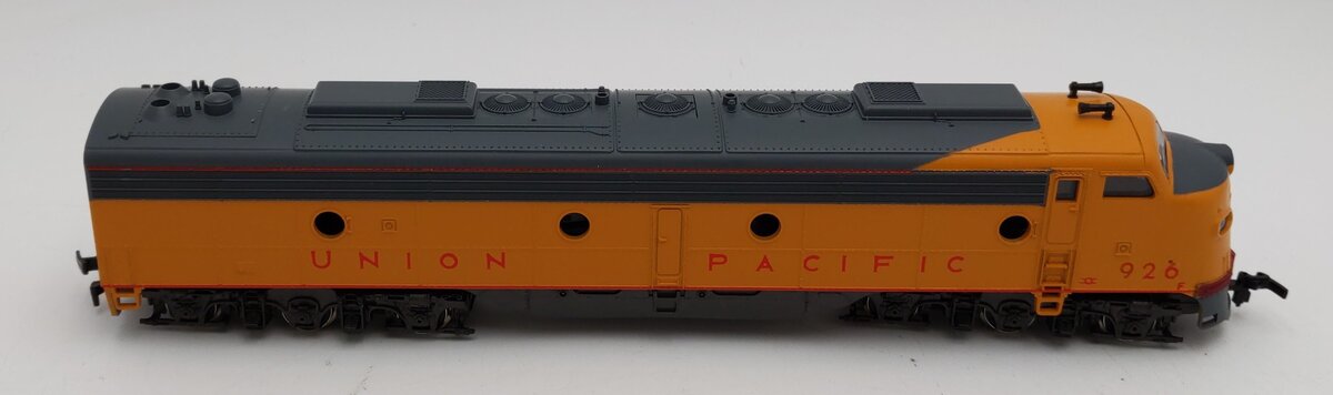IHC 1932 HO Scale Union Pacific Dummy Diesel Locomotive #926 EX/Box