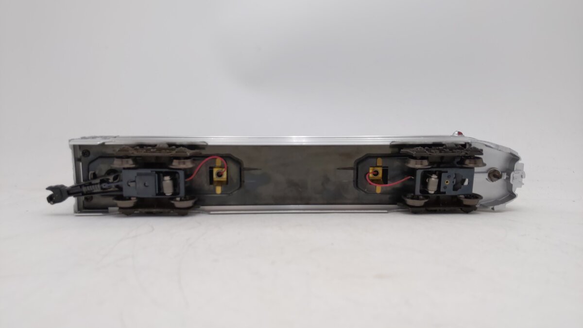 Lionel 6-9580 O Gauge Burlington Aluminum "Silver Veranda" Observation Car EX