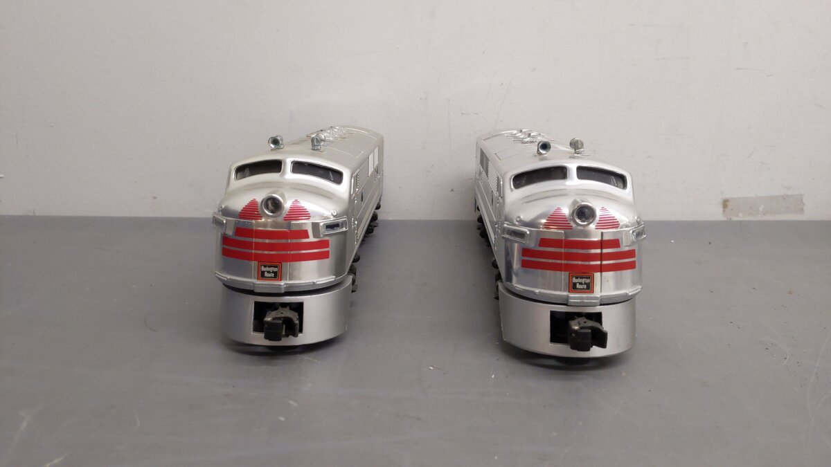 Lionel 6-8054 O Burlington F-3 AA Chrome Diesel Locomotives #8054/#8055 EX