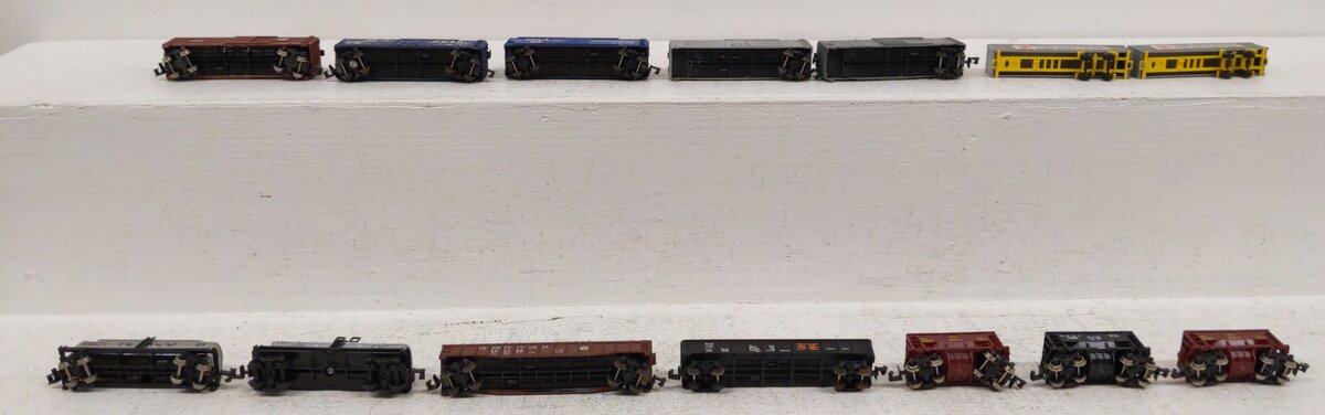 N Scale Assorted Freight Cars [14] EX