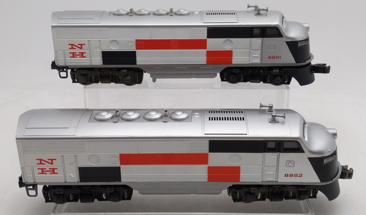 Lionel 6-8851 O Gauge New Haven F3 AA Diesel Locomotive Set #8851/8852 EX/Box