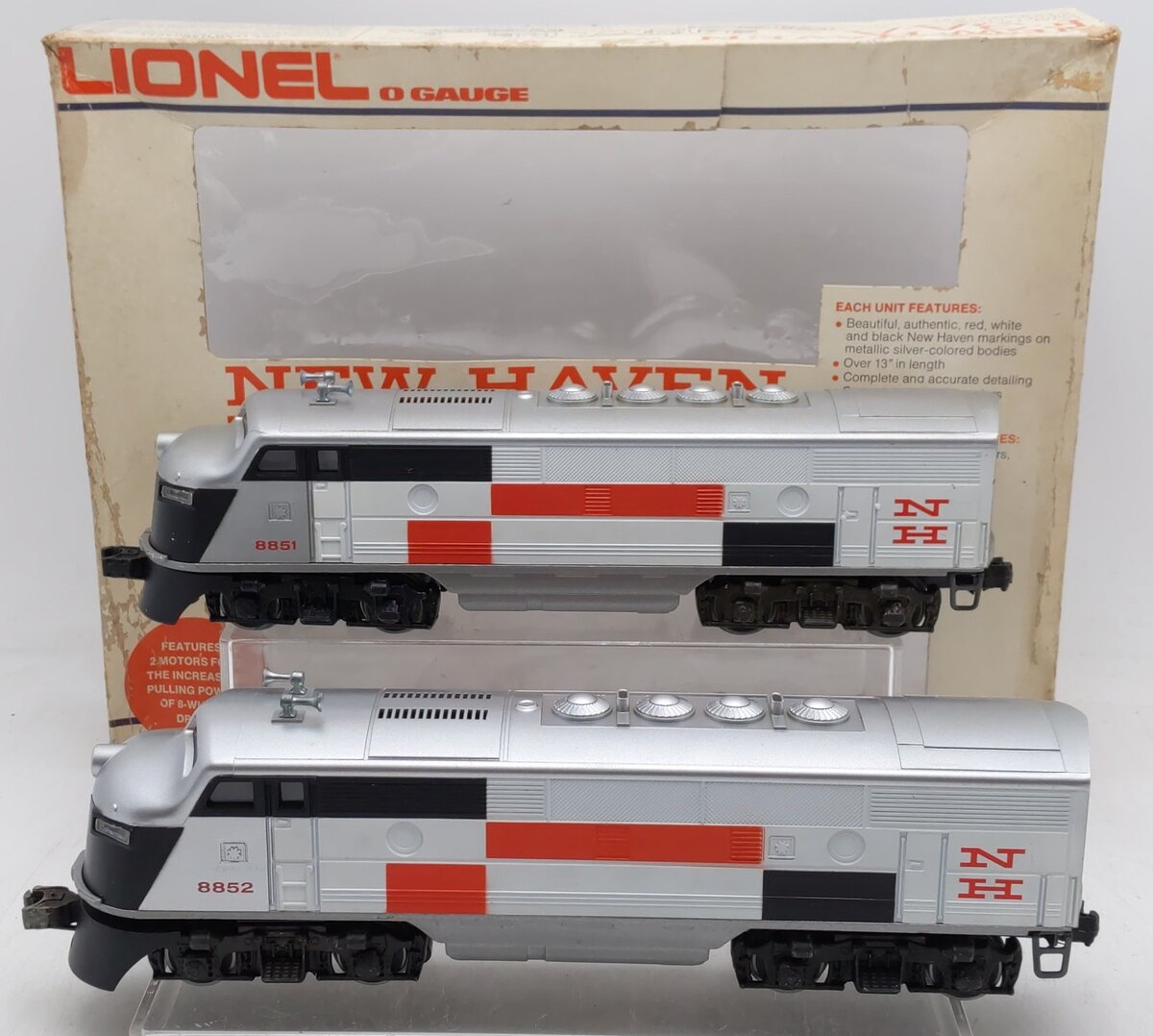 Lionel 6-8851 O Gauge New Haven F3 AA Diesel Locomotive Set #8851/8852 EX/Box
