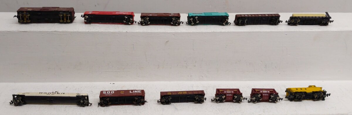 Atlas & Other N Scale Assorted Freight Cars [12] EX