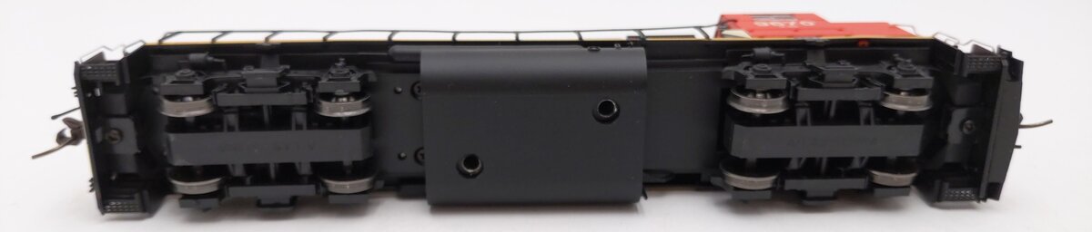 Atlas 10002730 HO CN GP40-2(W) Gold Diesel Locomotive #9670 w/DCC/LokSound EX/Box