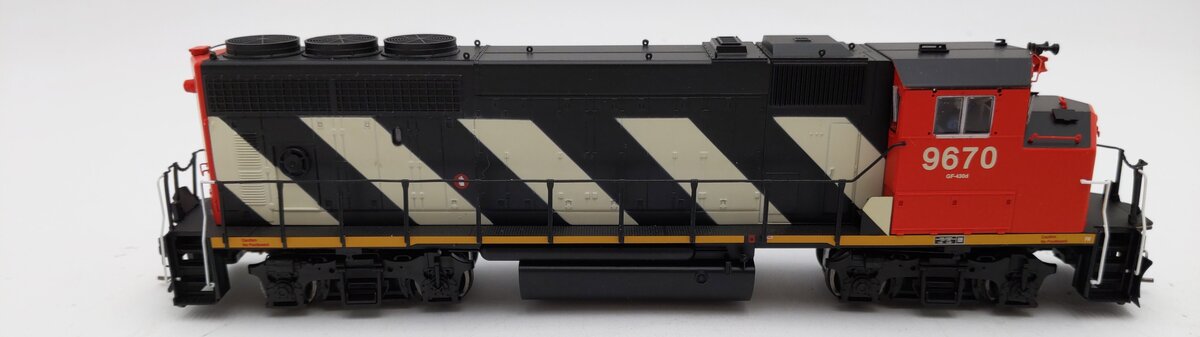 Atlas 10002730 HO CN GP40-2(W) Gold Diesel Locomotive #9670 w/DCC/LokSound EX/Box