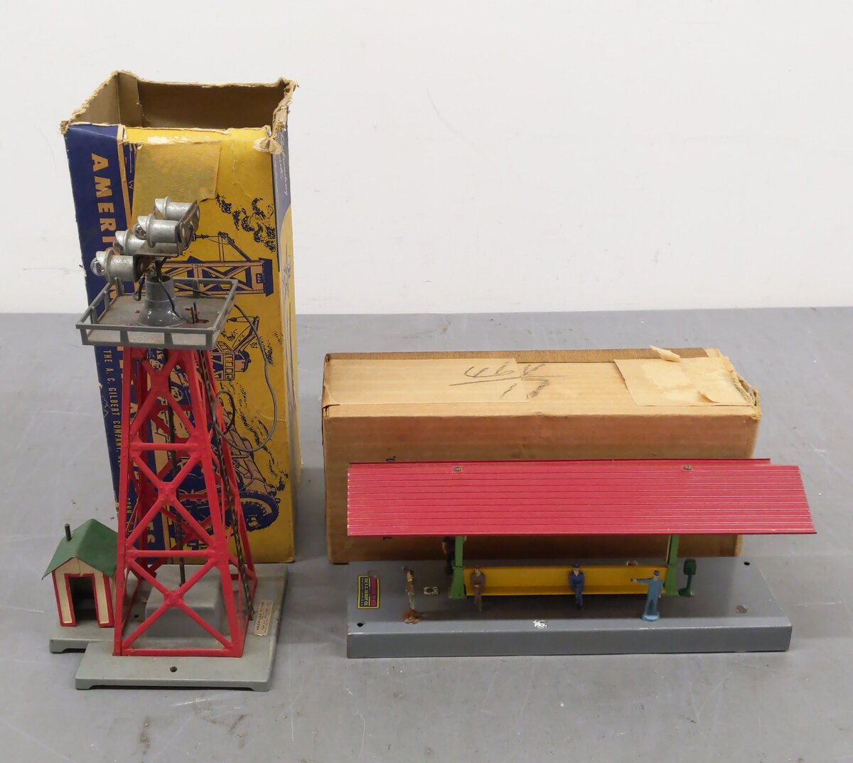 American Flyer S Assorted Accessories [2] VG/Box