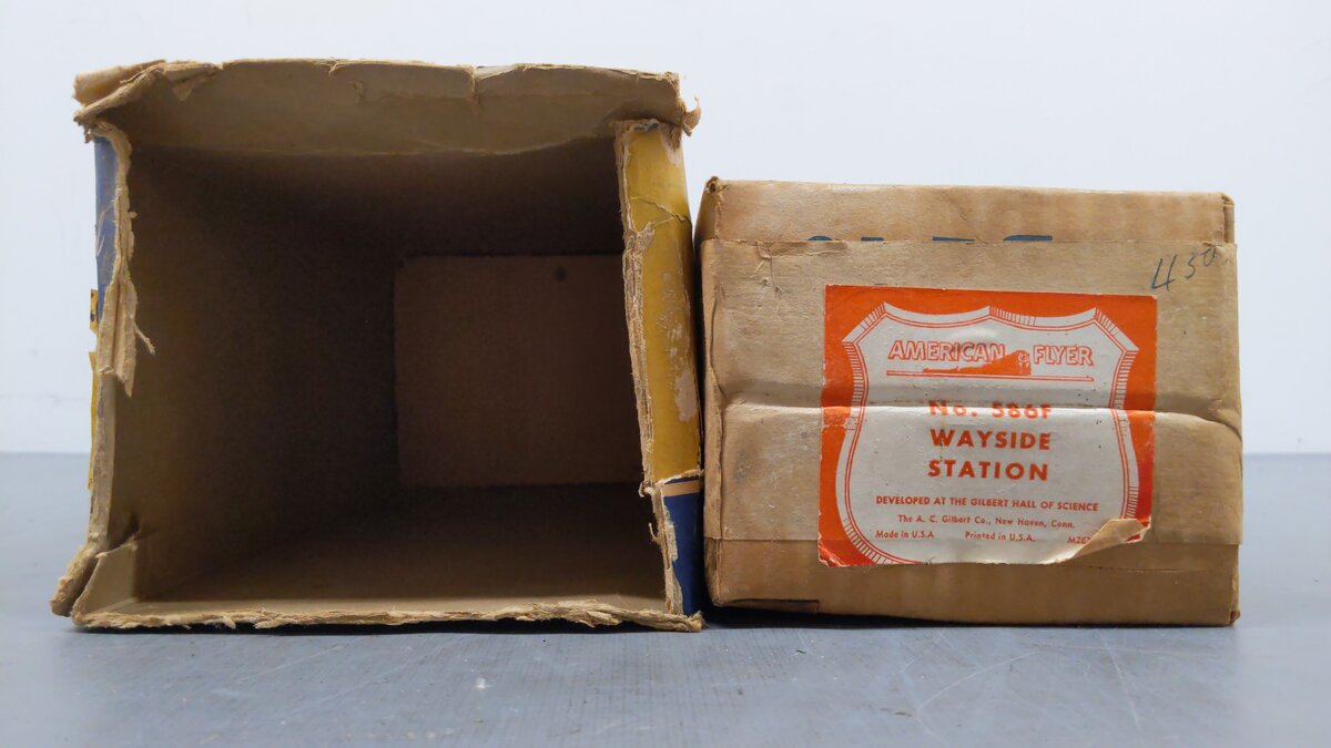 American Flyer S Assorted Accessories [2] VG/Box