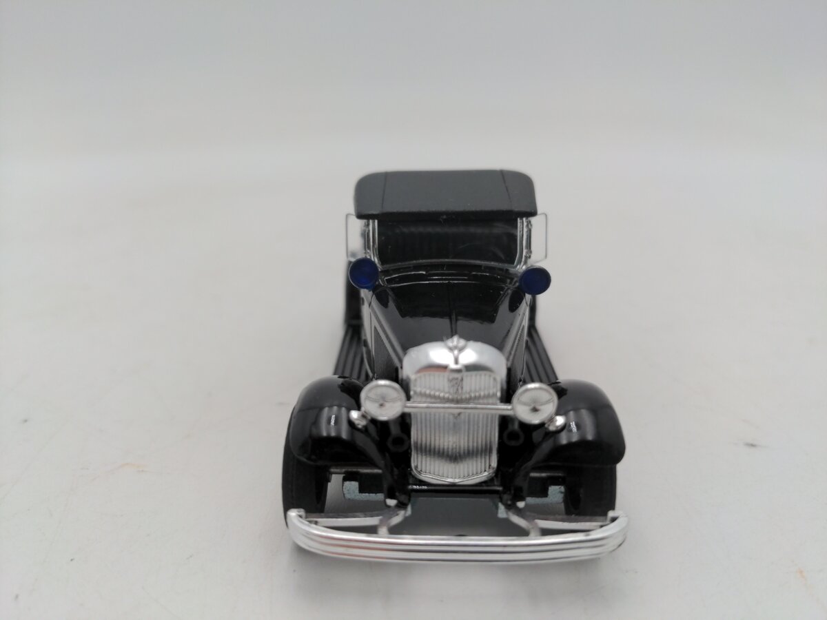 Eligor 1210 1:43 Scale Diecast V8 Ford Police Car EX/Box
