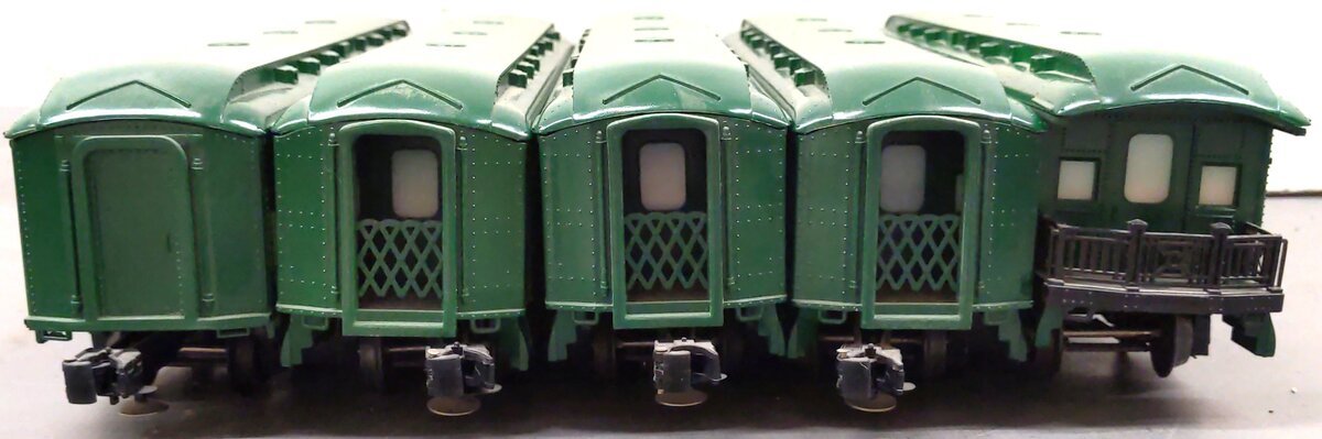 Lionel 6-9530-34 O Gauge Southern Crescent Passenger 5-Car Set EX/Box