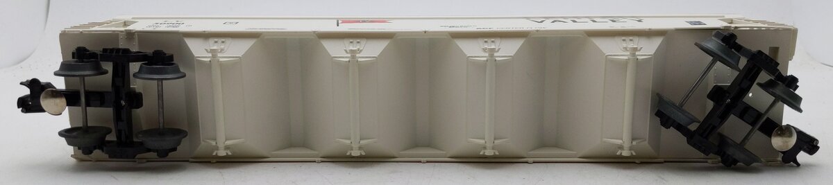 Weaver 50900 O Gauge Lehigh Valley 4-Bay Centerflow Hopper - 3 Rail EX/Box